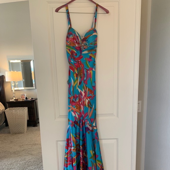 Caché Silk Mermaid Dress - Picture 2 of 7